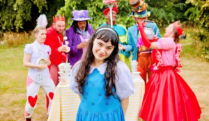 elsie in alice in wonderland